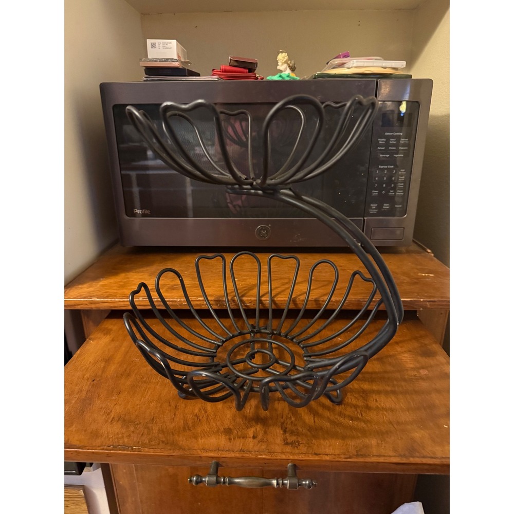 Modern 2 Tier Matte Black Wire Fruit Basket Scroll Scalloped Countertop Stand